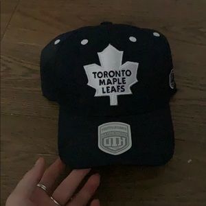 kids maple leaf cap, adjustable